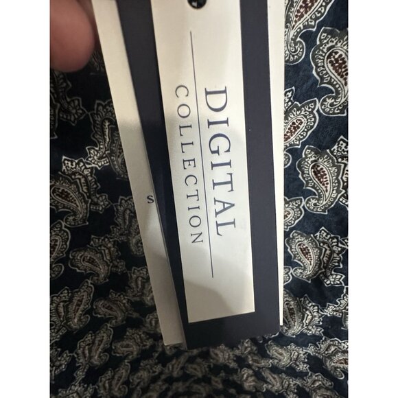 Silver Stone Digital Collection Modern Fit Button Up Short Sleeve Shirt Size XL - Picture 3 of 9